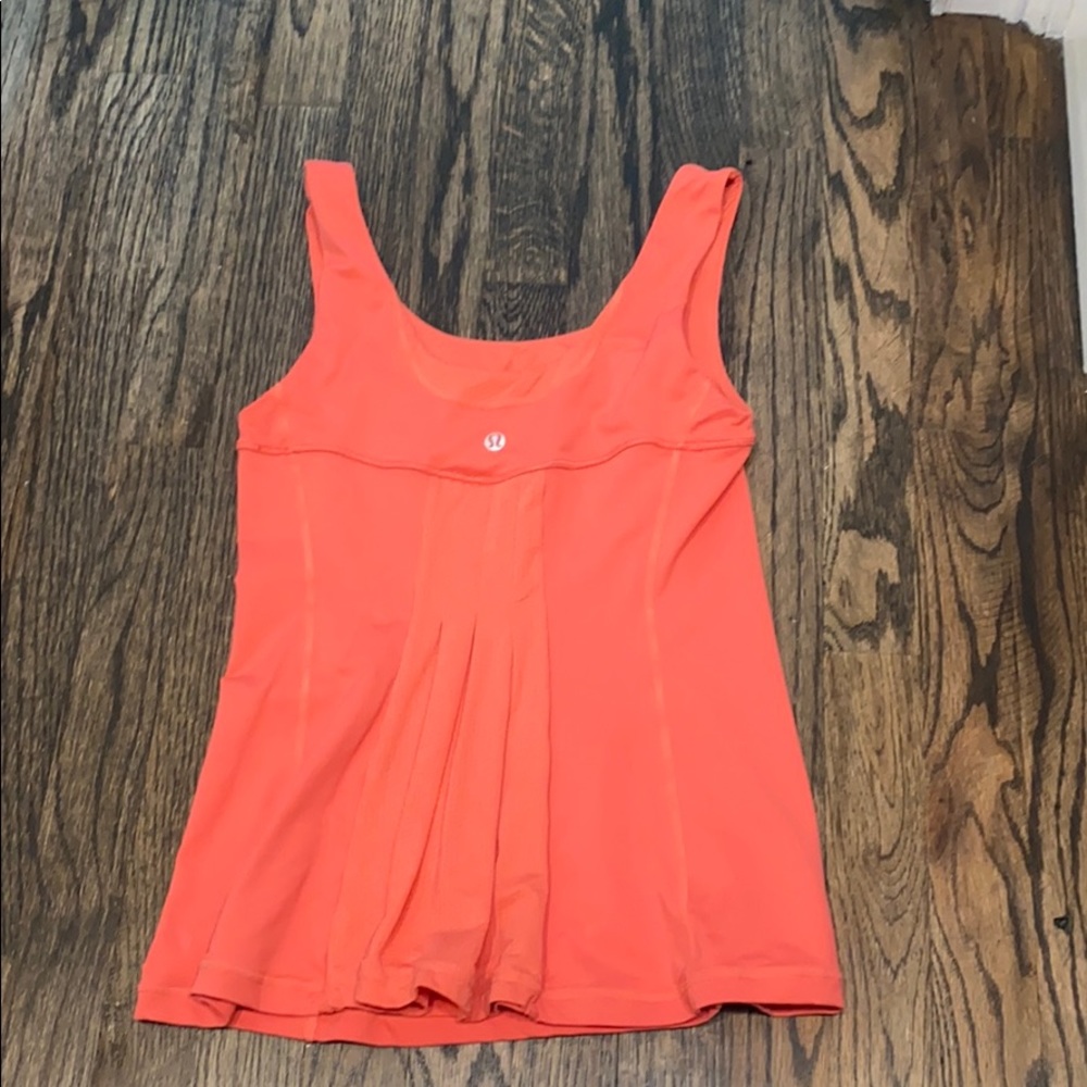 Lululemon tank top